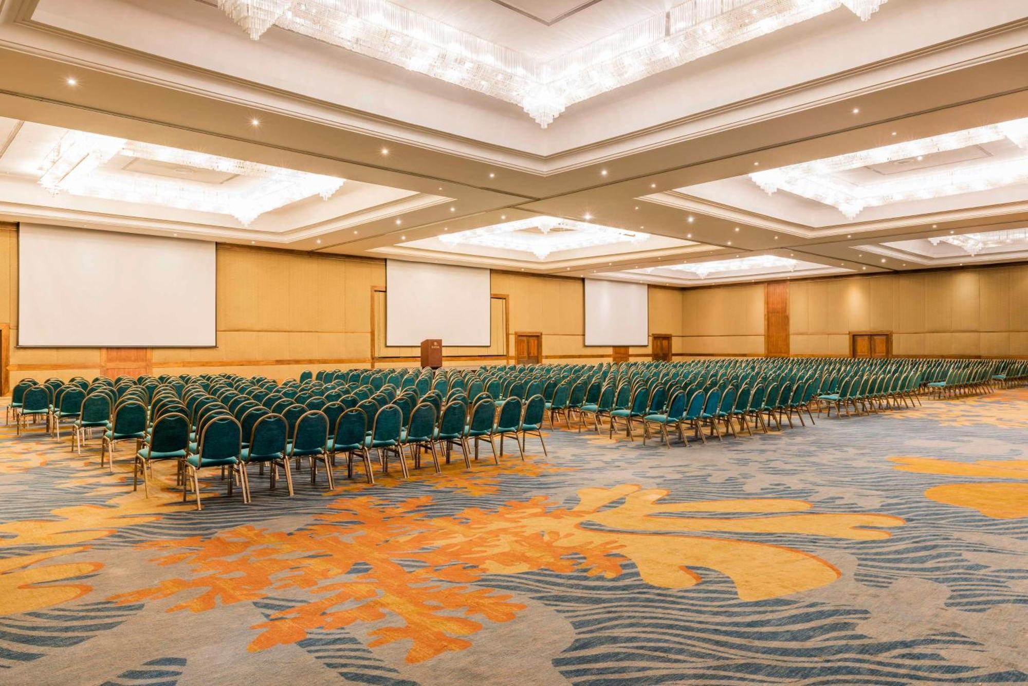 Hilton Cartagena Hotel Exterior photo