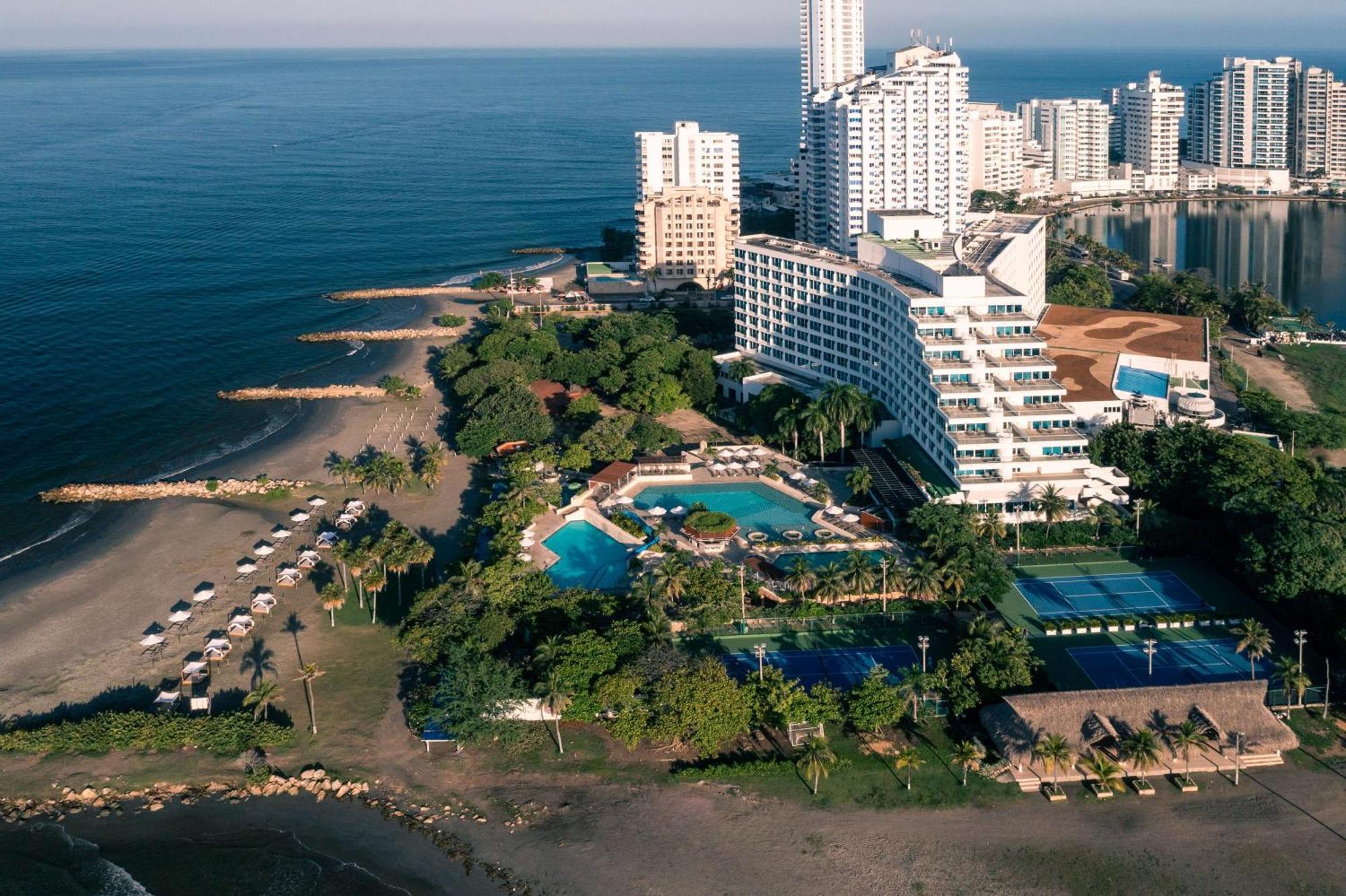 Hilton Cartagena Hotel Exterior photo