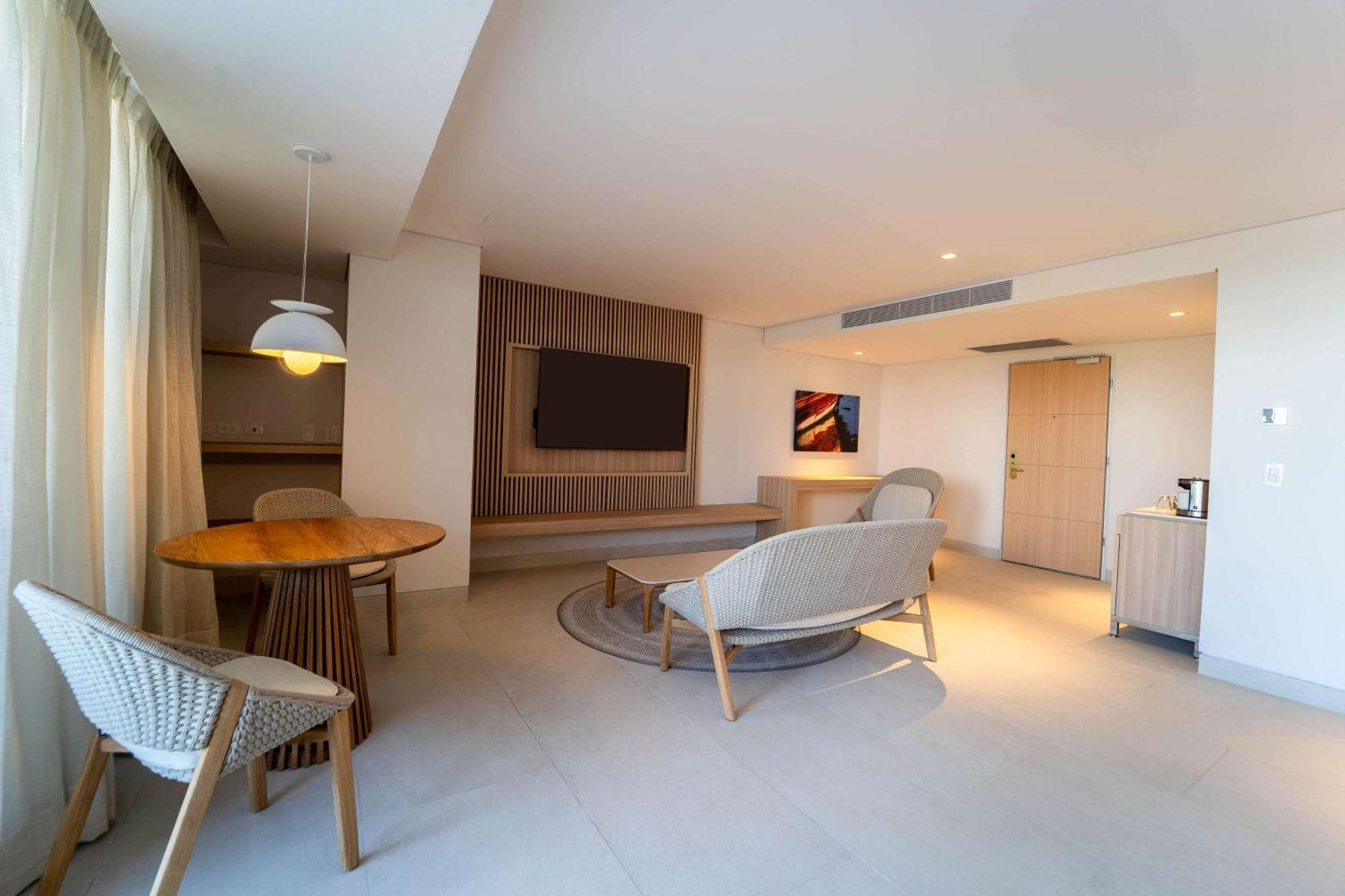Hilton Cartagena Hotel Exterior photo