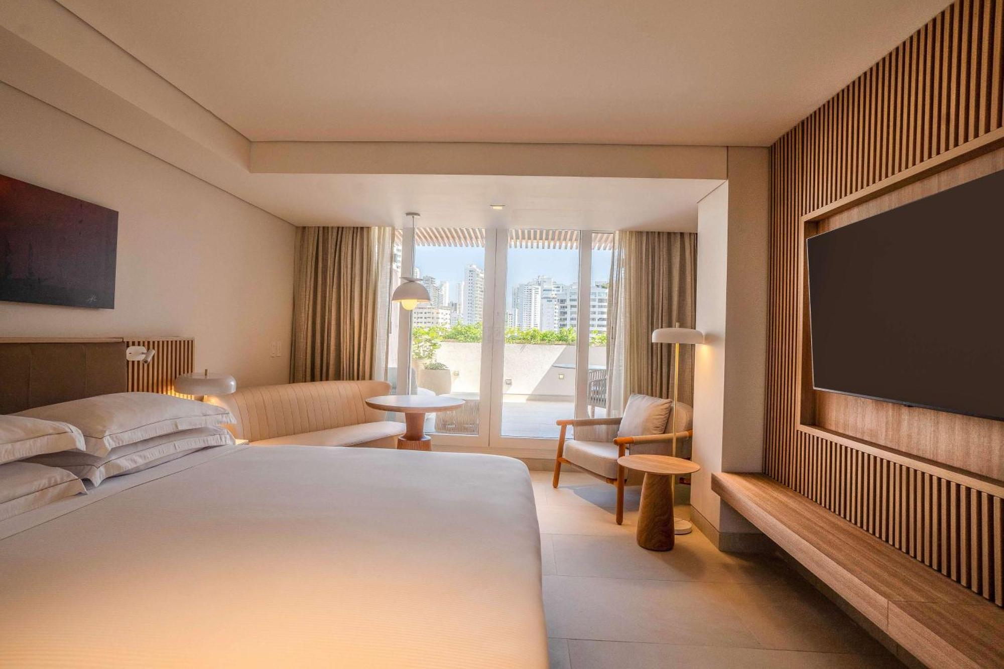 Hilton Cartagena Hotel Exterior photo